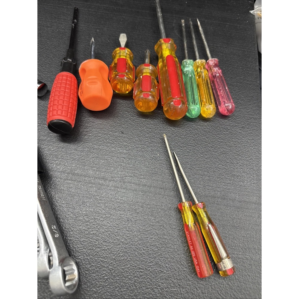 Used Tools. Mix Pieces - Picture 3 of 12